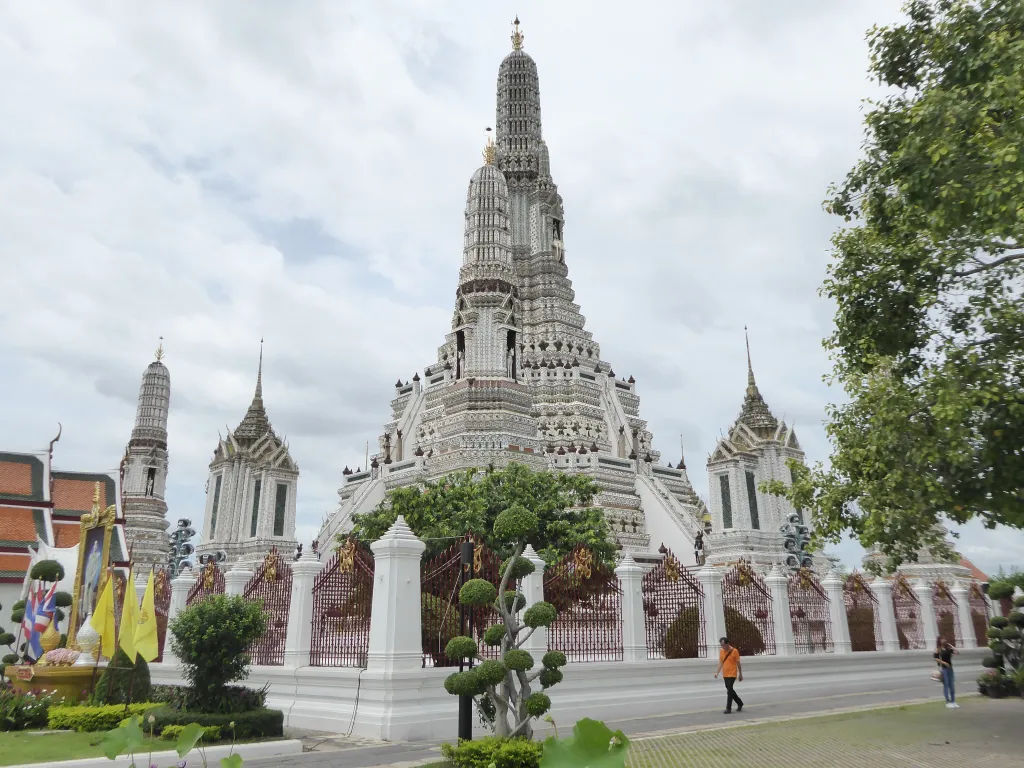Wat Arun Temple